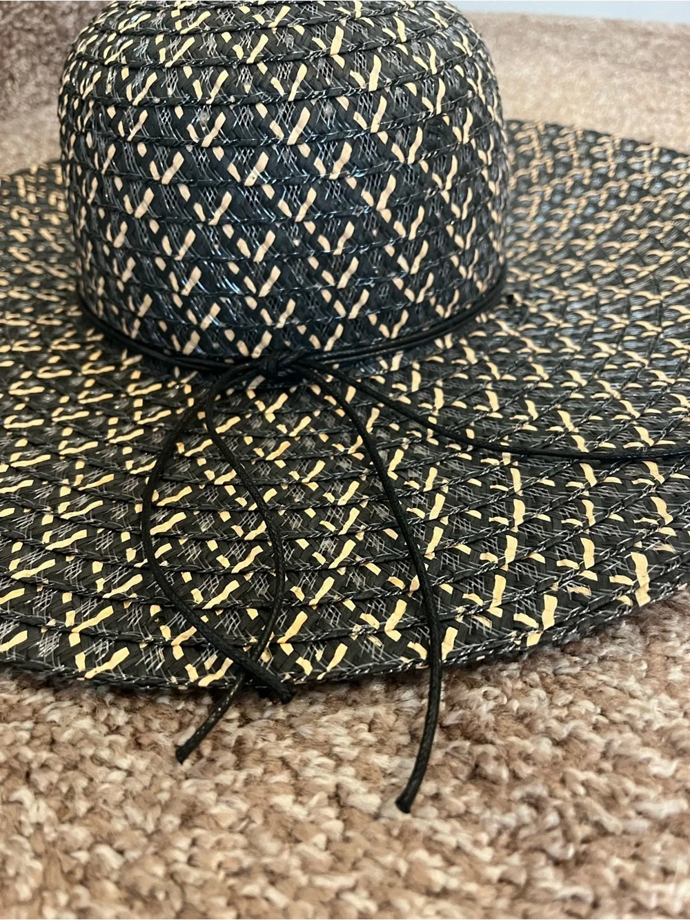 Wide-Brim Black Woven Sun Hat with Natural Accents